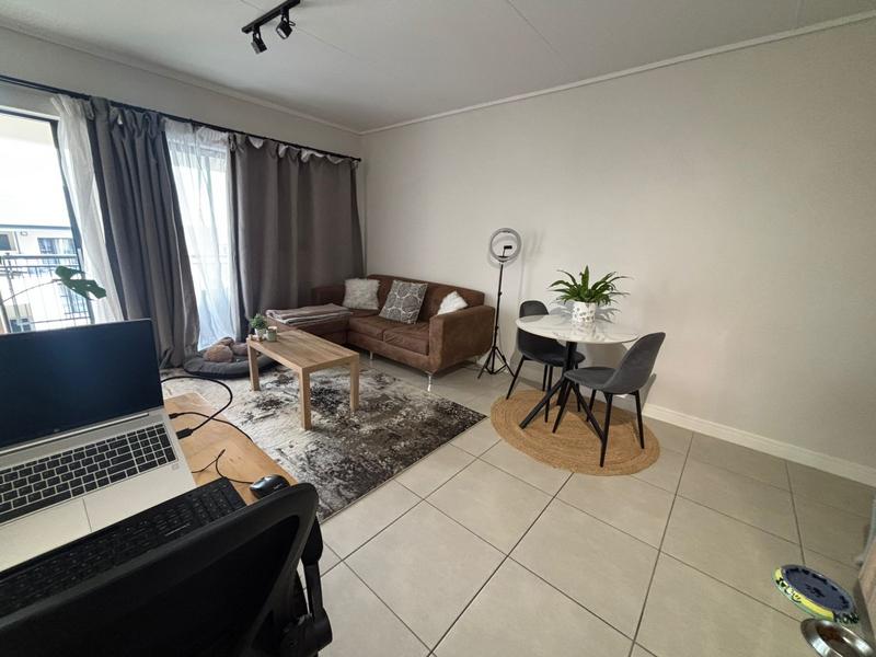 To Let 1 Bedroom Property for Rent in Richwood Western Cape